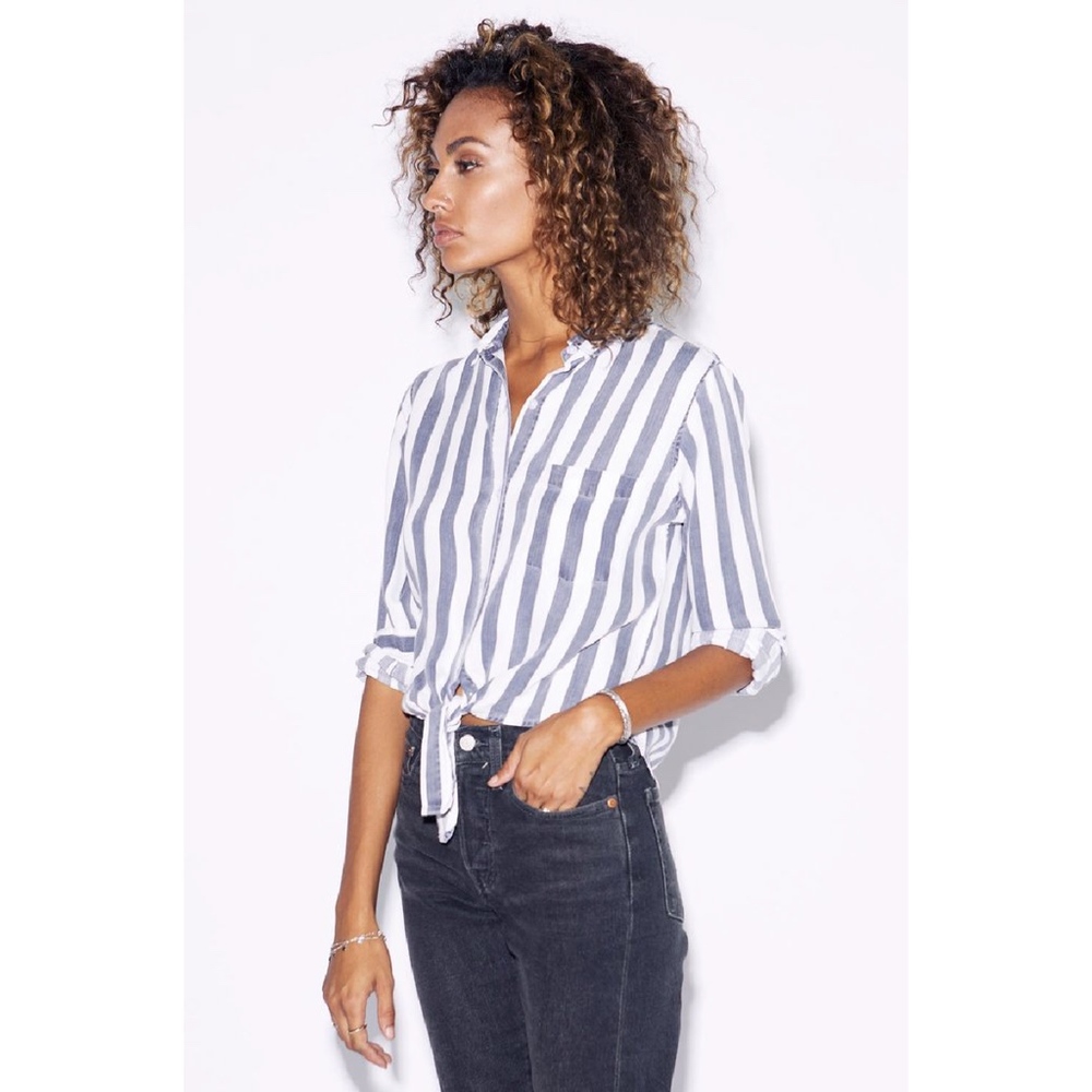 Val - Picture 3 of 7